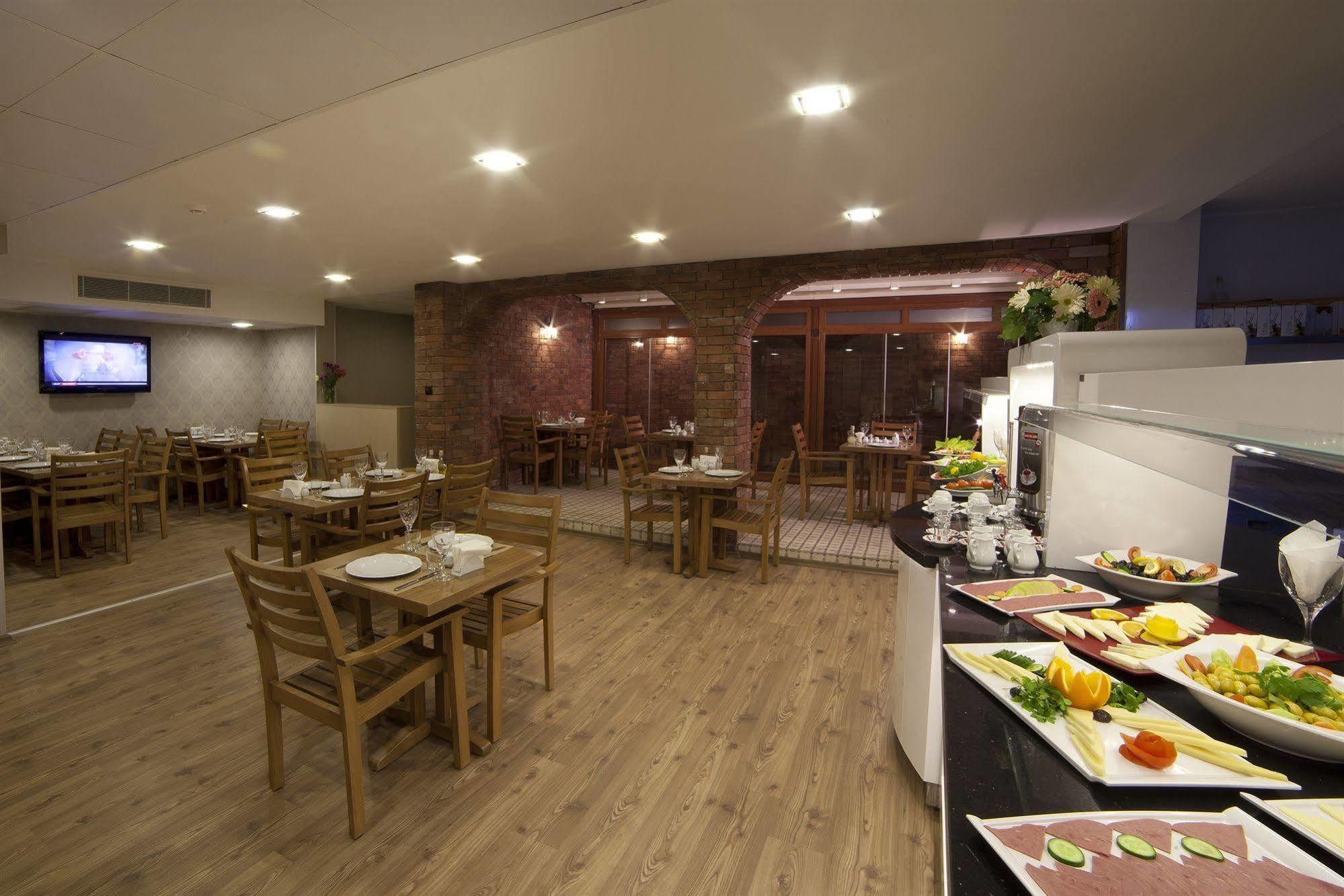 Walk In Hotel İzmir Ngoại thất bức ảnh